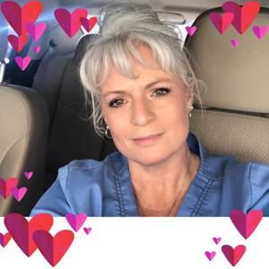 Meet your Posher, Lynneth